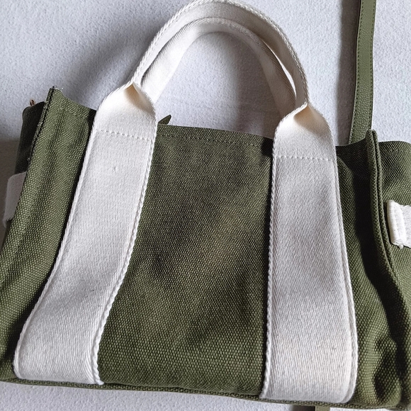Universal Thread Green and White Tote Bag with Adjustable Strap - Picture 3 of 14